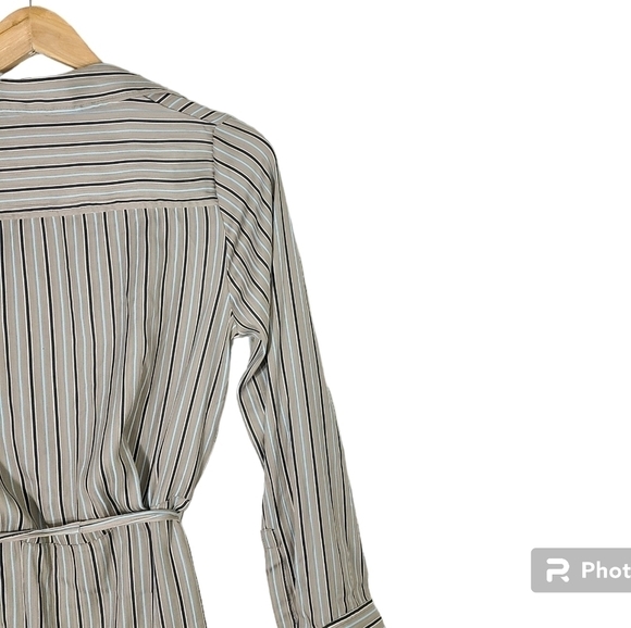 Free PEOPLE Arlo Striped Plunging Neckline Long Sleeve Wrap Blouse Size XS - Picture 13 of 16